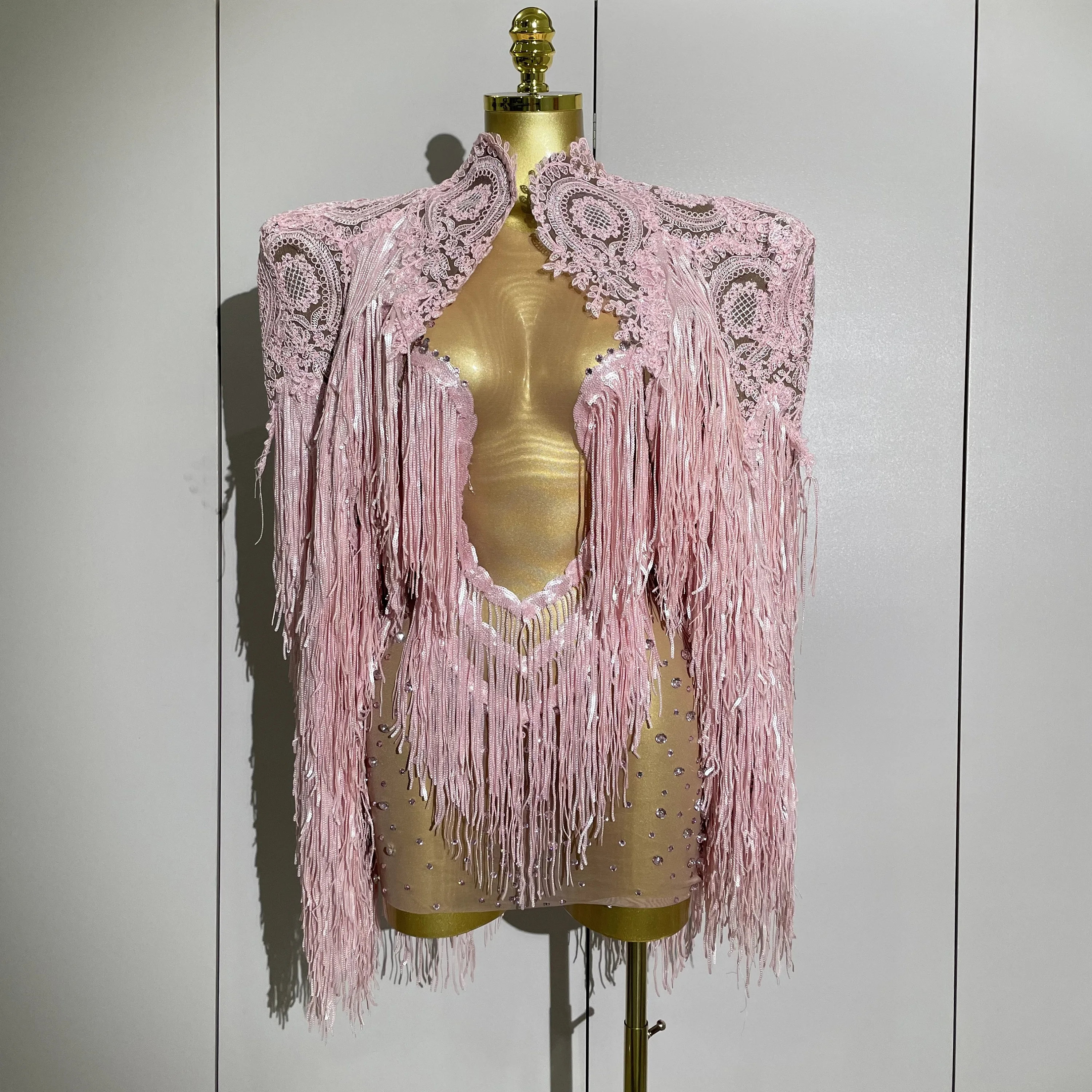 2025New وصول الفاخرة سباركلي حجر الراين الترتر شرابة معطف تنورة 2 قطعة النساء حفلة عيد ميلاد ملهى ليلي مرحلة الأداء زي