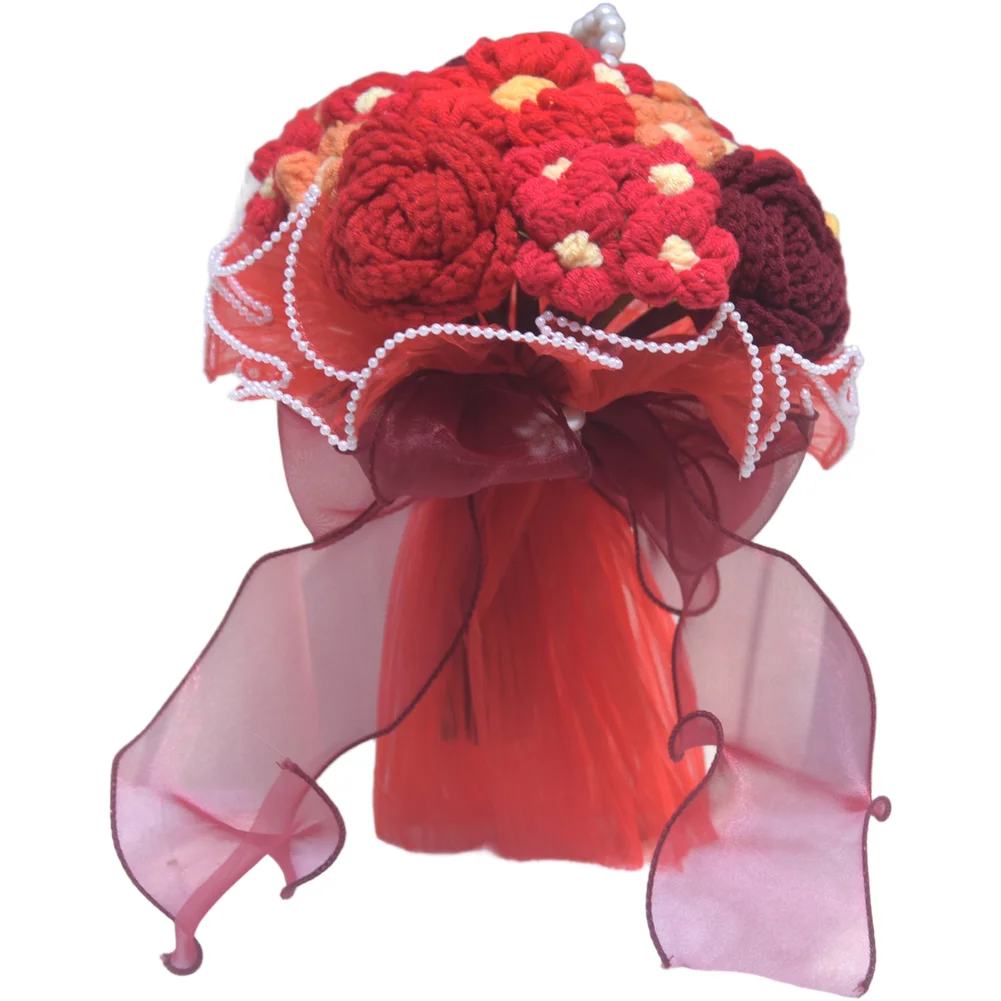 bouquet-de-roses-au-crochet-poli-avec-une-densite-de-points-uniforme-pour-la-decoration-de-ceremonies-de-mariage-et-les-arrangements-festifs