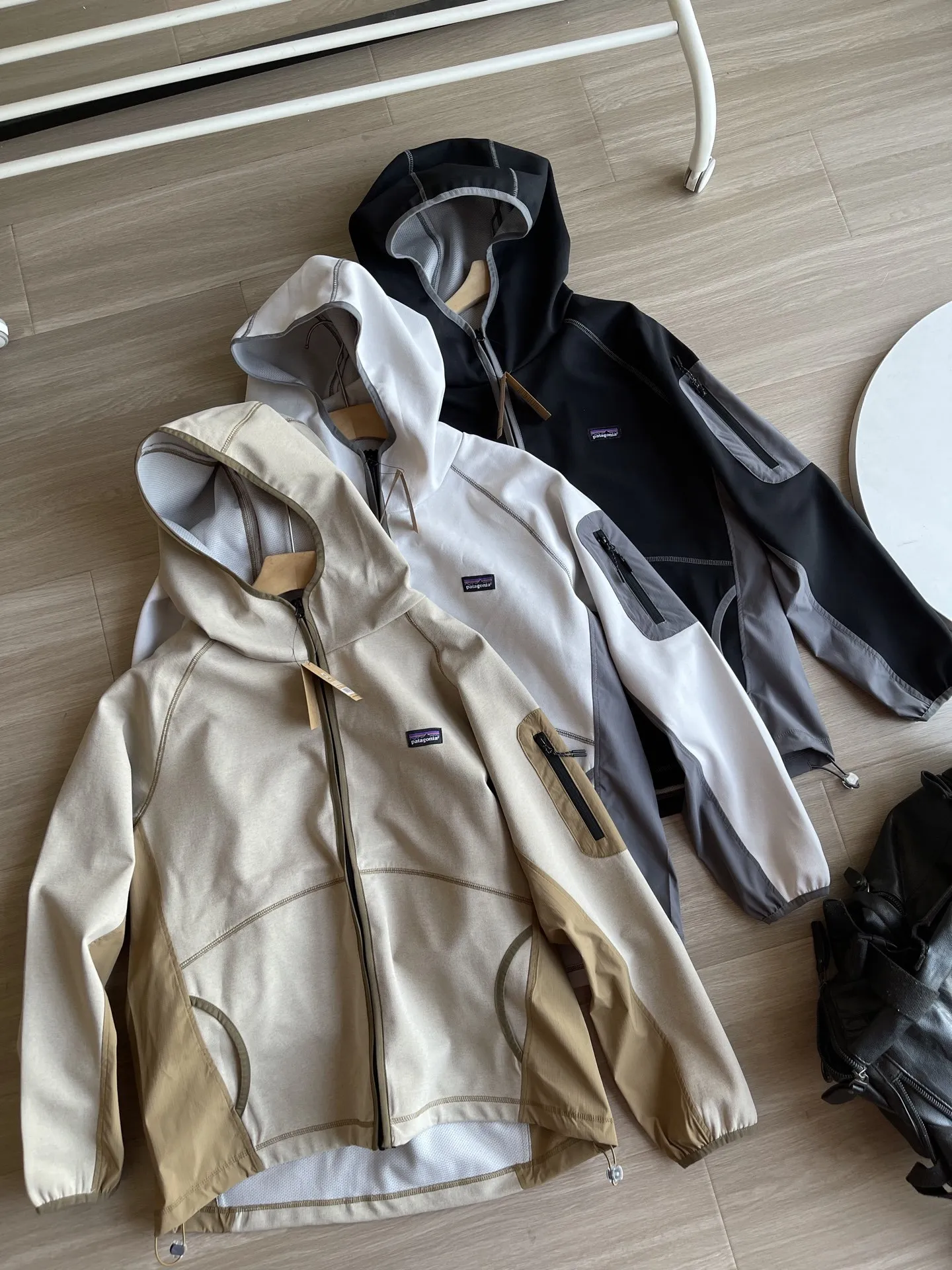 

p@ta new lightweight urban outdoor hooded jacket casual track jacket men