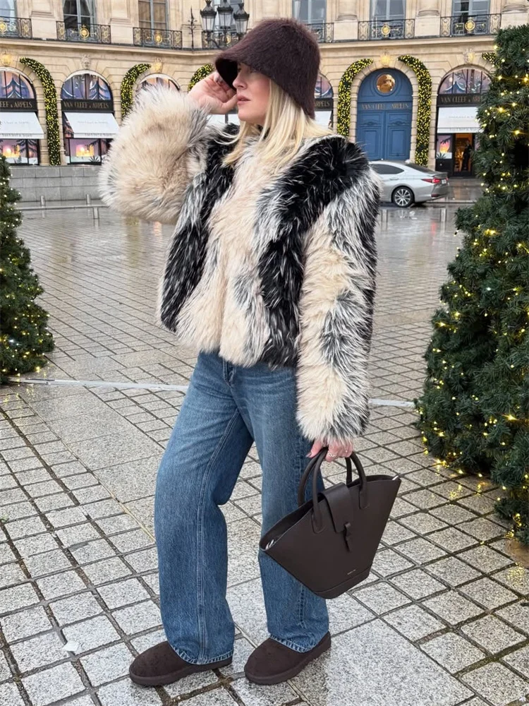 トッシー冬用パッチワークコントラストフェイクファーアウター レディース ゆったり長袖通勤ストリートウェア 女性ファッションフェイクファーコート 新作