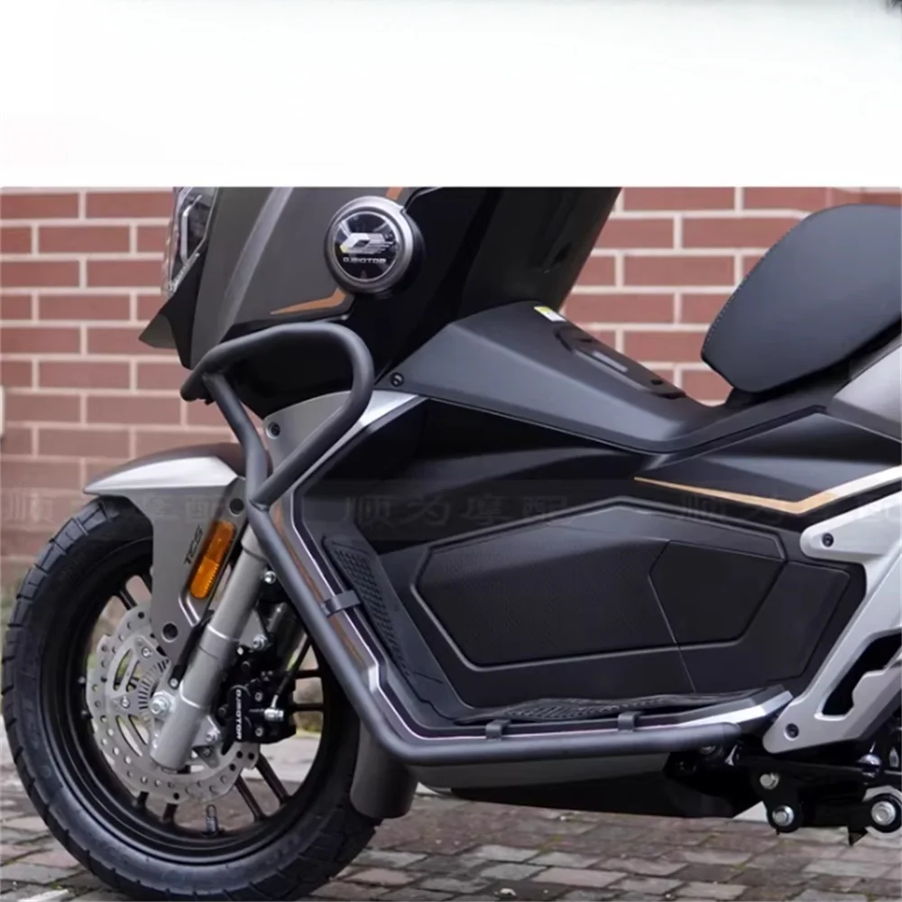 

Высококачественный бампер для QJMOTOR Fort N 125: передний и задний бамперы, защита выхлопной трубы, задний багажник QJ Fort 125.