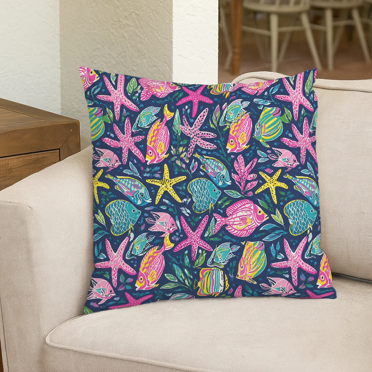Exquisite Floral Pattern Polyester Pillow Cover - Stylish 2D Printed Cushion Case for Sofa, Bedroom and Living Room Decor