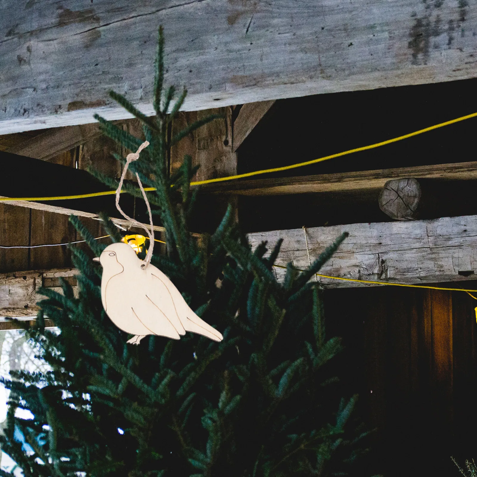10Pcs Wooden Christmas Hanging Pendant Decor Bird Theme Natural Hemp Rope for Yard Garden Doorway Ceiling Festival Party