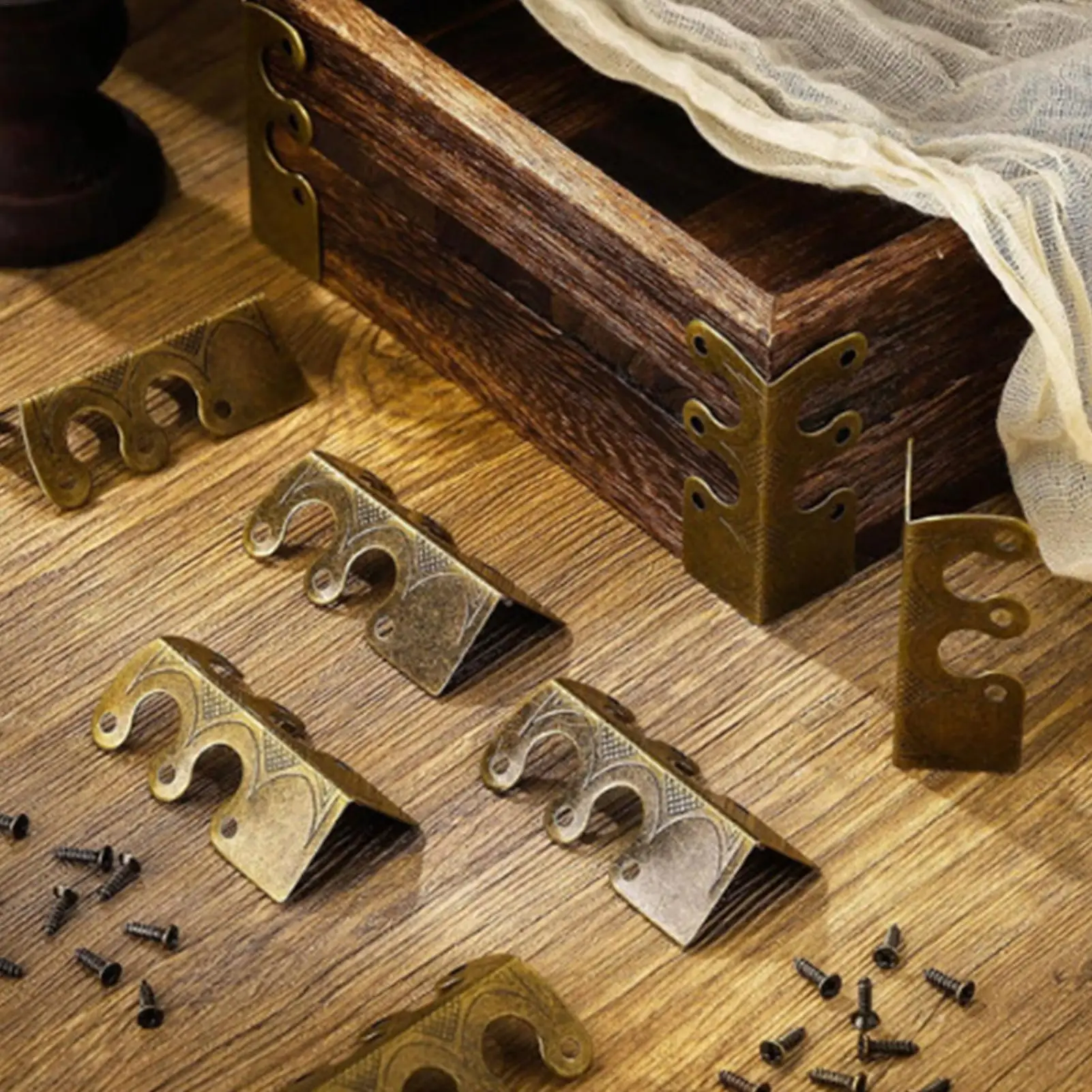 

Металлическая защита для углов, плинтус, 10 шт., принадлежности для защиты шкафа, защитные уголки для мебели для арендеров, офиса