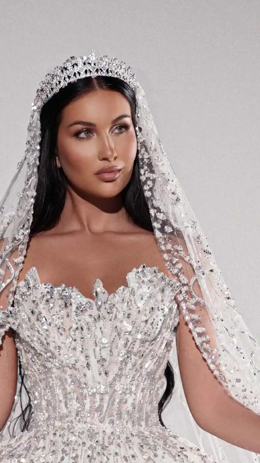 فستان زفاف فاخر على شكل قلب، فستان زفاف أنيق مزين بالترتر من الدانتيل، مخصص بدون أكمام، فيستدوس دي نوفيا