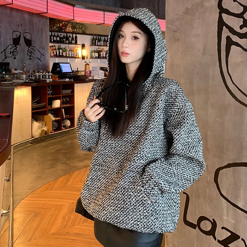 Starry Sky Wind Coarse Floral Hoodie for Women in Winter with Thick Plush and Loose Medium length Hoodie Top