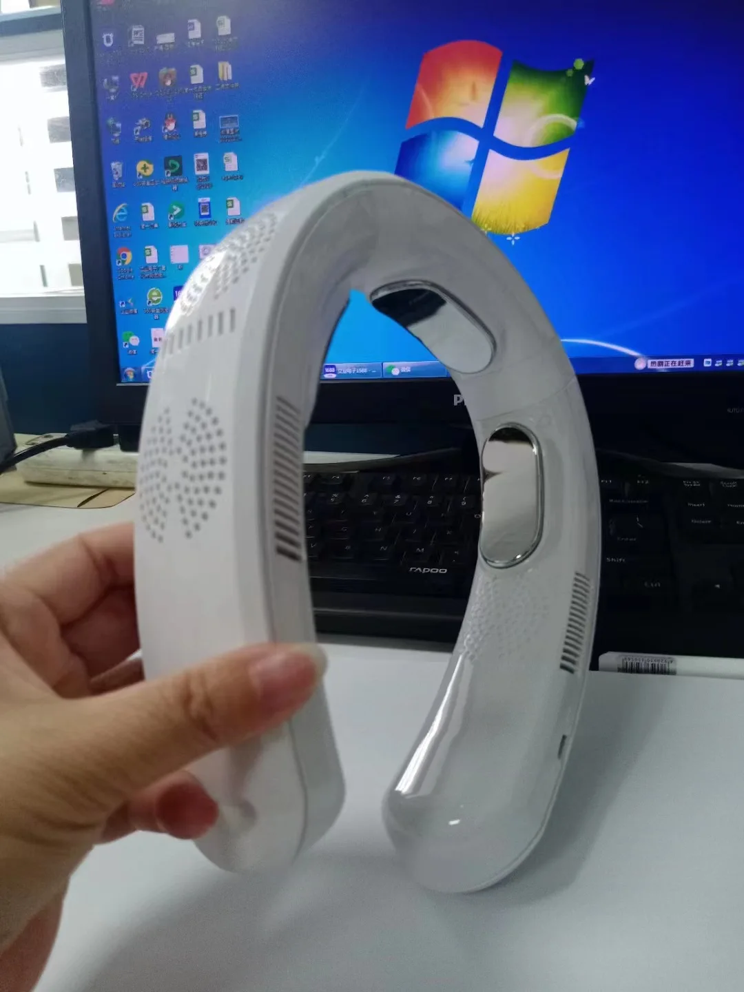 Portable Neck Fan Mini Air Conditioner Cooler Bladeless Fan 6000mAh USB Rechargeable Hanging Cooling Heating Wearable Fans