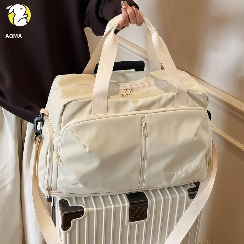 

Женская модная дорожная сумка большой вместимости, спортивная сумка для фитнеса с выдвижной ручкой для путешествий на природе, простой белый дизайн, новинка 2025 года...