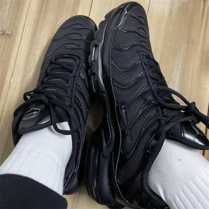 Nike Original Air Max Plus Low Men\'s Casual Running Shoes Retro Comfort Shock Absorption Sneakers Black