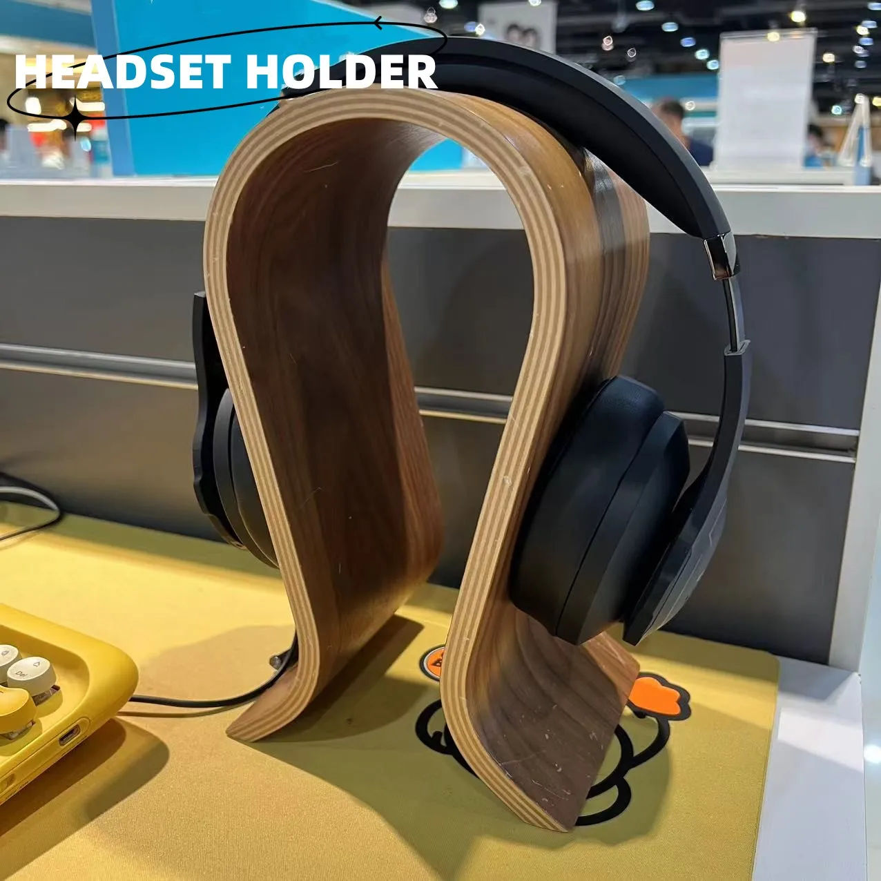 

Detachable U Shape Wooden Headphone Stand Stylish and Sturdy Hanger Rack for Desktop Display and Storage Ideal for Home Office