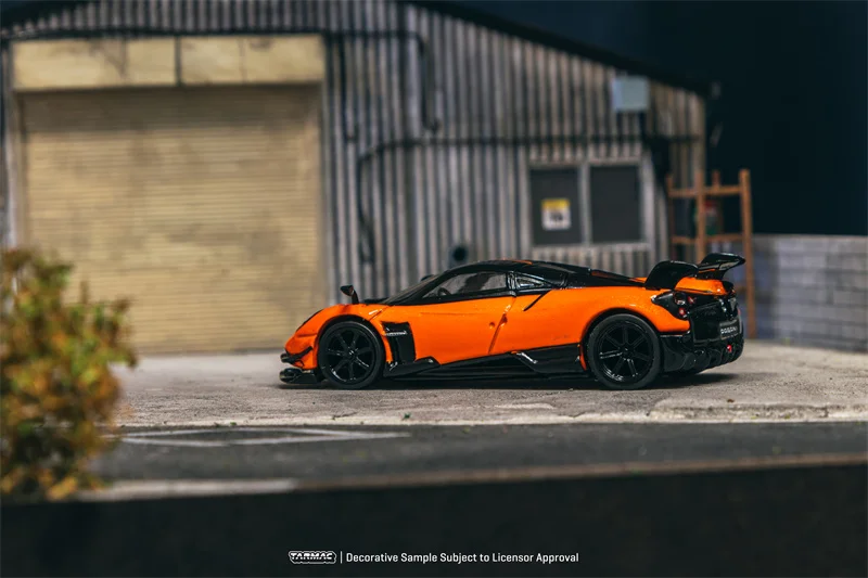 **Pre-Order** Tarmac Works 1:64 Pagani Huayra BC Arancio Saint Tropez BLACK ORANGE Diecast Model Car