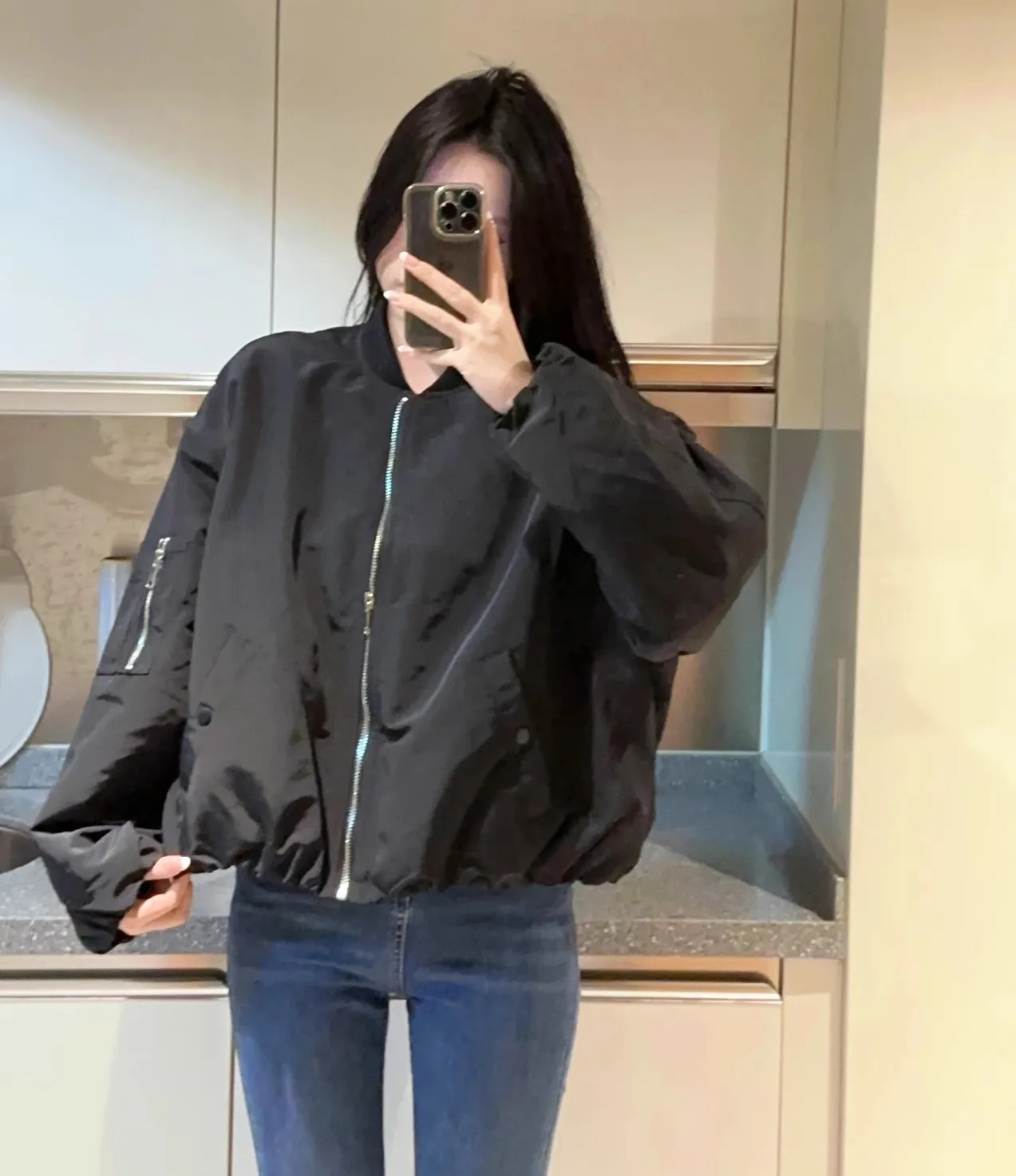 New 2025 Autumn Short Nylon Pilot Jacket Women's Street Style Straight Cut Regular Thickness Short Length Outerwear view 2
