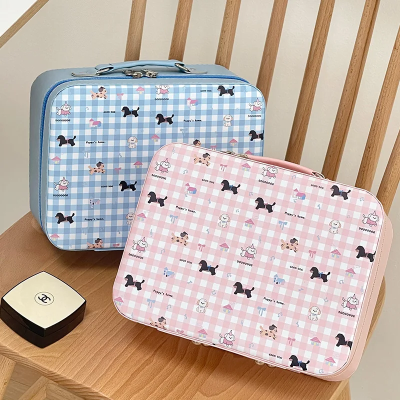 

New Cosmetic Case Cosmetics Storage Bag Large Capacity Portable Pu Cartoon Cute Plaid Puppy Storage Box with Mirror