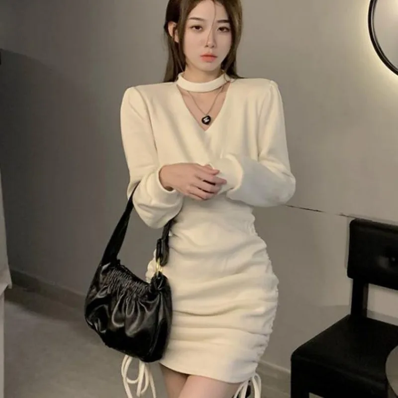 Autumn Style Temperament Waist-hugging Drawstring Sexy Base and Hip-packing Light Luxury Neck Long-sleeved Dress