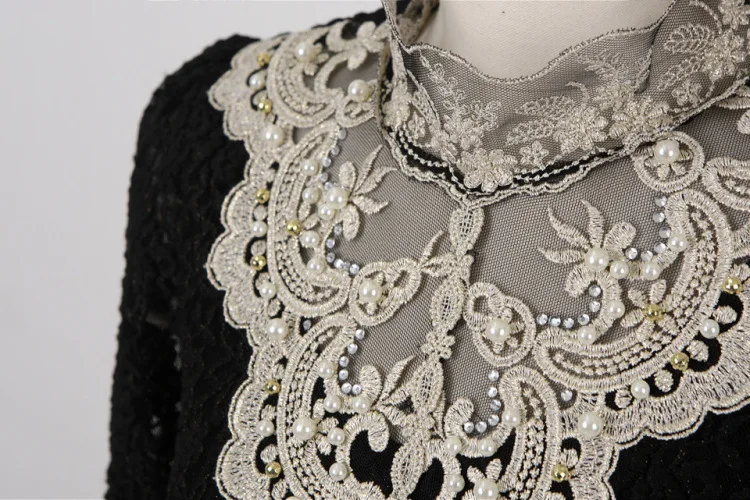 

2024 New oversized women's clothing Korean version slim fit lace pearl sequin embroidered bottom shirt Women's top