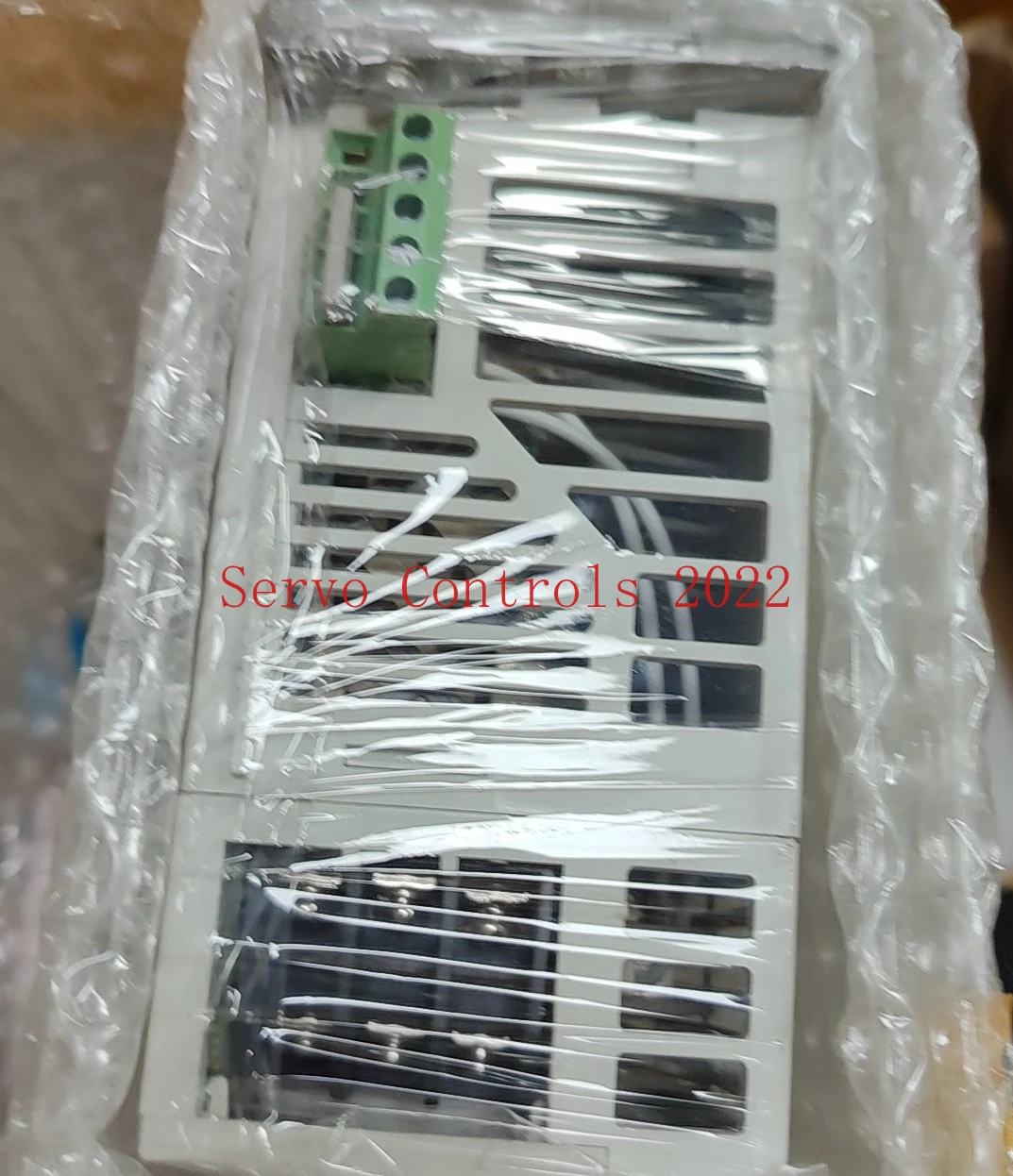 NEW in Box MR-J2S-10A-S004 MR-J2S-20A-S004 MR-J2S-40A-S004 MR-J2S-60A-S004 MR-J2S-70A-S004 MR-J2S-100A-S004 MR-J2S-200A-S004