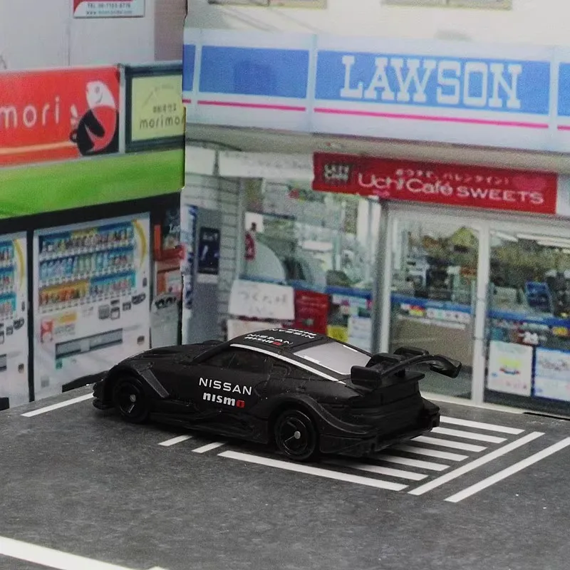 Takara Tomy Tomica No.13 Nissan Fairlady Z NISMO GT500 Alloy Car