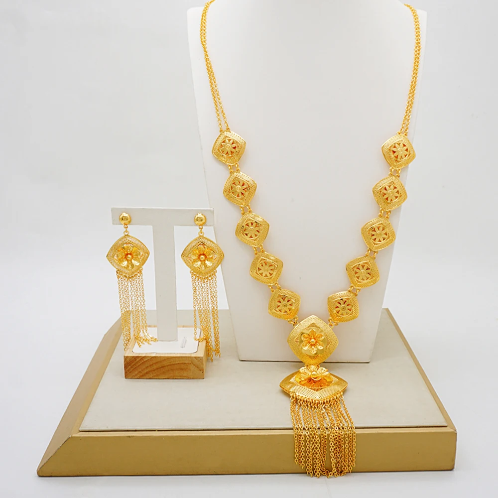 Saudi Arabian Jewelry Set with Gold Color Square Earrings and Tassel Pendant Suitable for Young Women Wedding Party Gifts