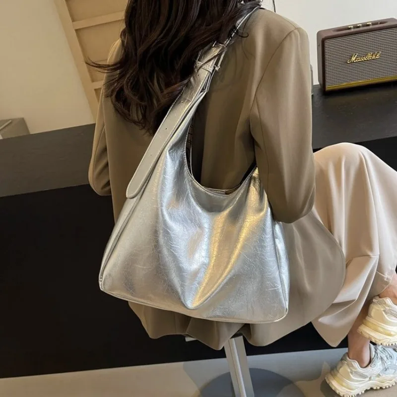 

Simple Effortless Crossbody Bag Commuting Work Bag One Shoulder Ladies Trendy Exquisite Practical Stylish Versatile Casual Chic