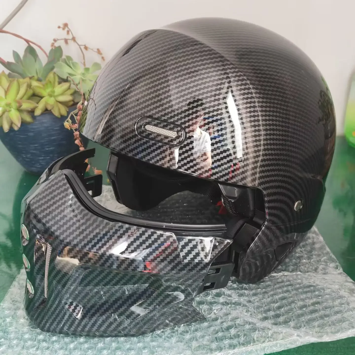 Retro Multi-Purpose Motorcycle Helmet Detachable Combination Locomotive Personality Half Predator Design for Motorbike Riding