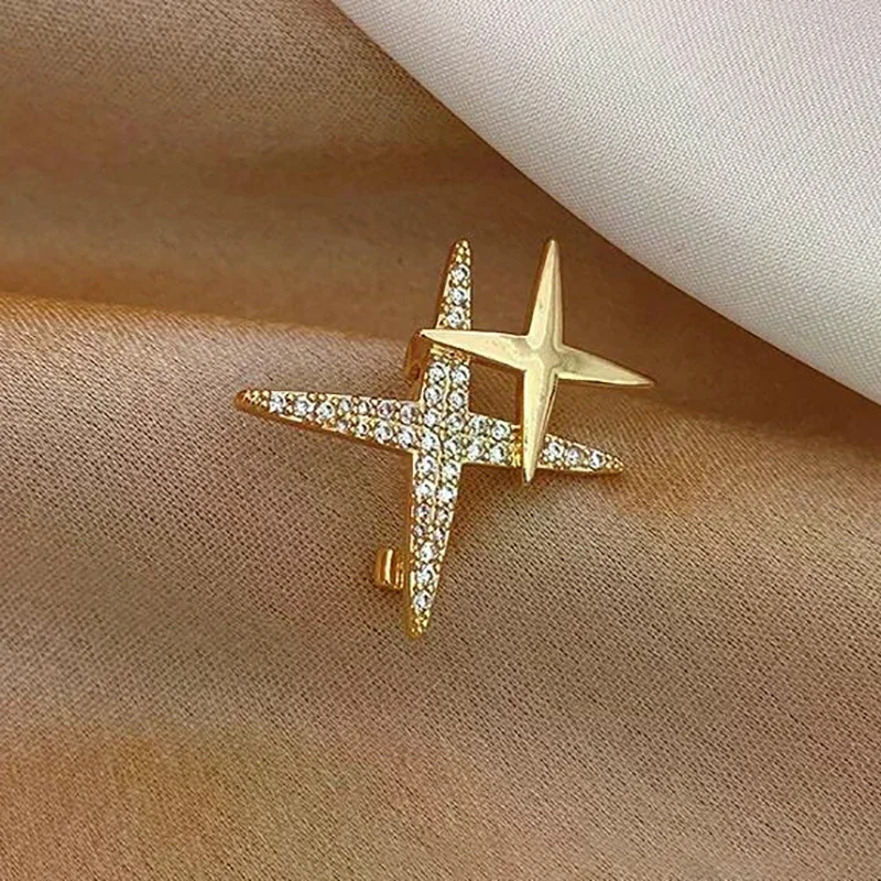 Classic Design Star Shaped Rhinestone Brooches Pins For Woman Fashion Fine Jewelry Wedding Party Girl Luxury Accessories Gift