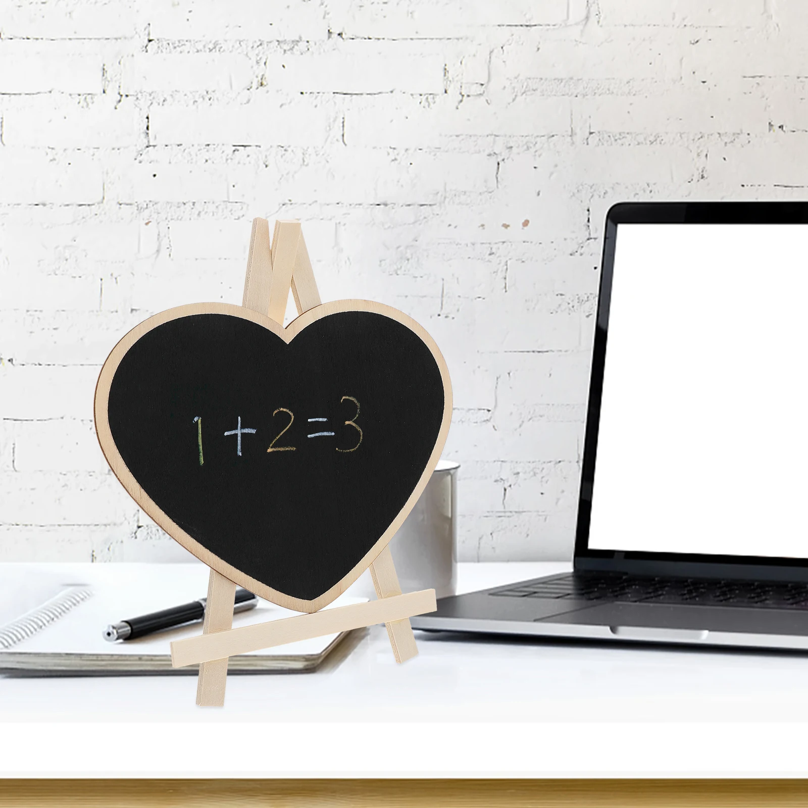 Standing Display Board Heart-Shaped Wood Tabletop Chalkboard Sign For Notice Decorative Desktop Ornament Blackboard With Stand