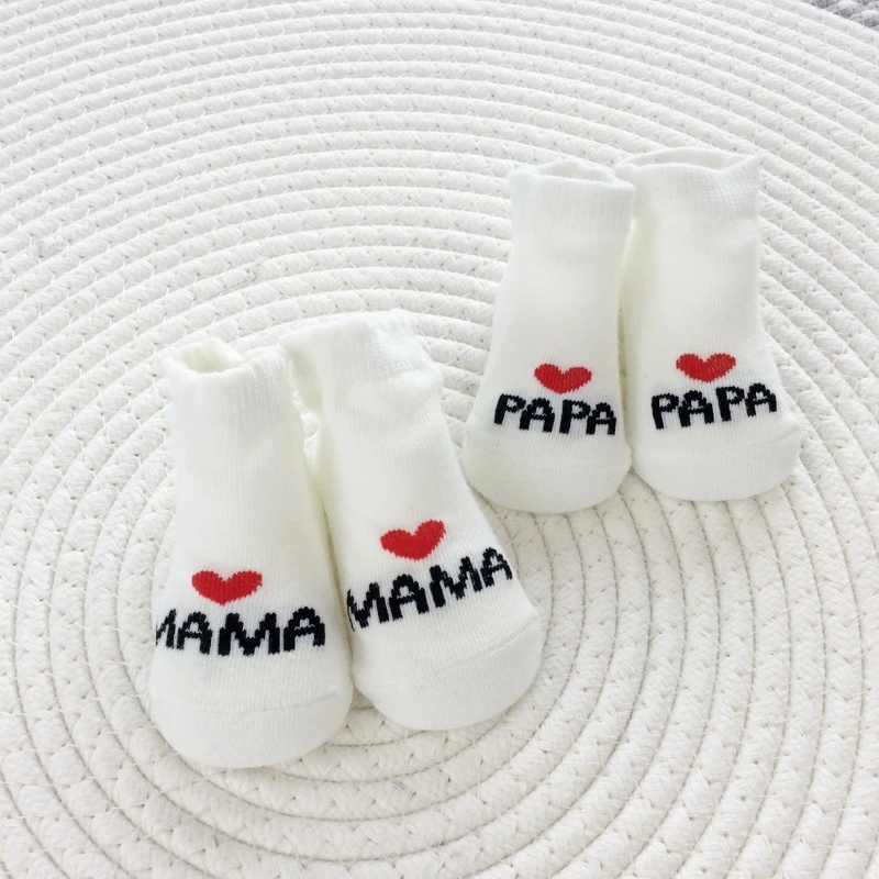 2 Pairs Newborn Baby Socks Printed I Love Mama/Papa Crew Socks Autumn Spring White Cute Floor Socks Infant Clothes Accessories