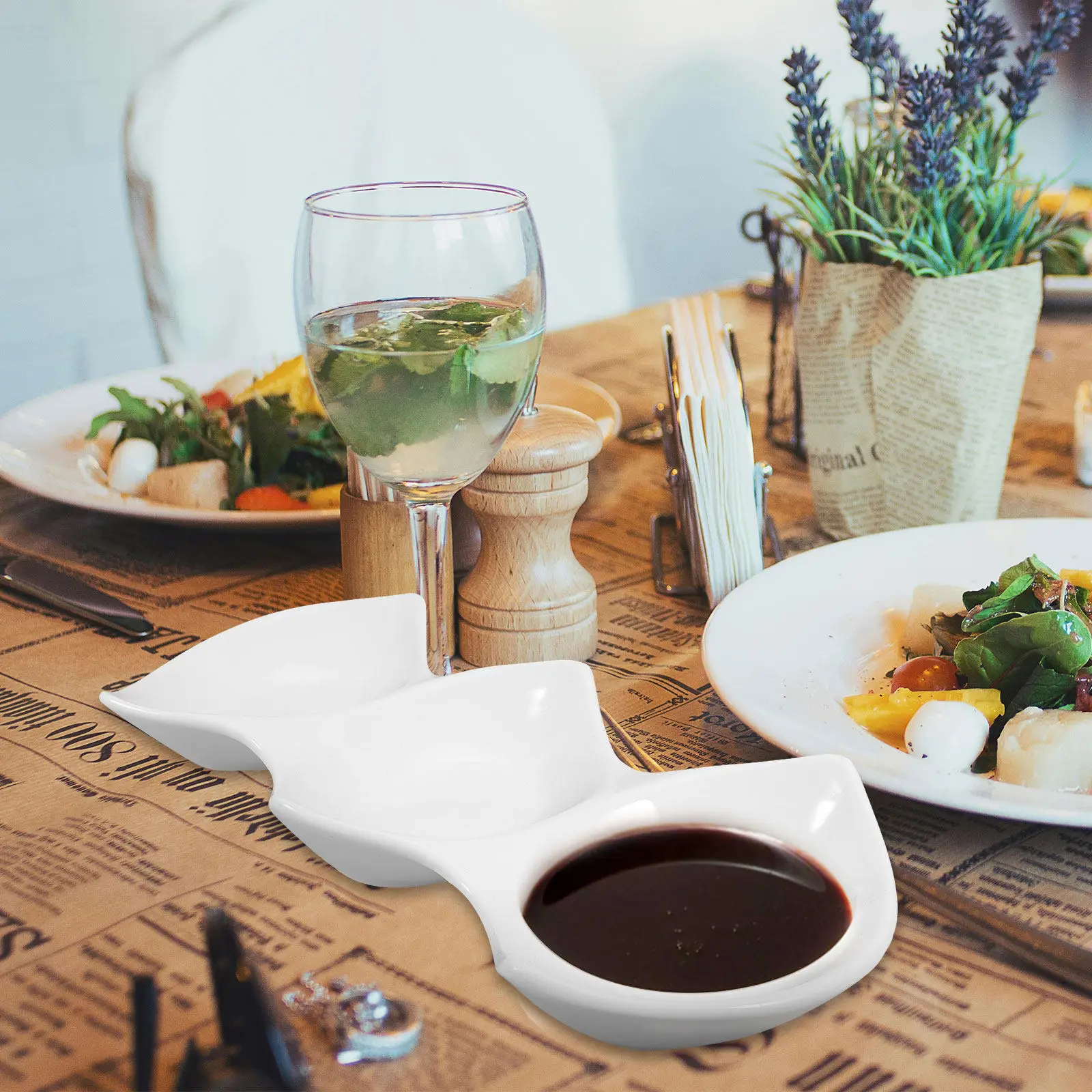 1Pcs Double Tip Tri Bowl Ceramic Sauce Dishes Multi Use Side Dish Plates Stable Base for Hotel Restaurant Dipping