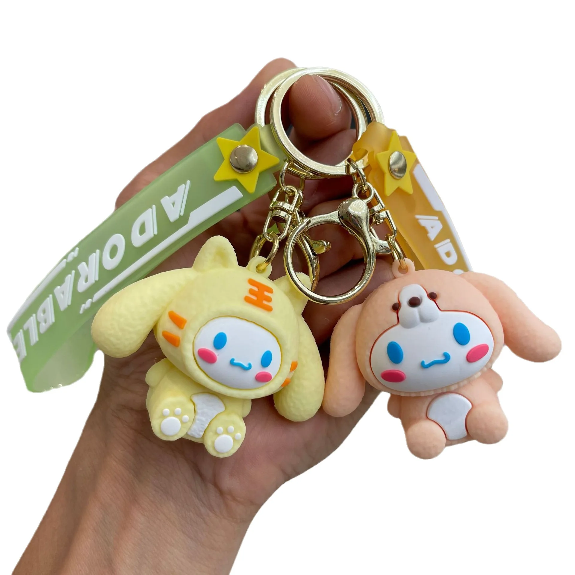 Sanrio New Kawaii Cinnamoroll Keychain Doll Car Bag Key Pendant Cartoon Toy Charms Decor Ornament Accessories Cute Couples Gift