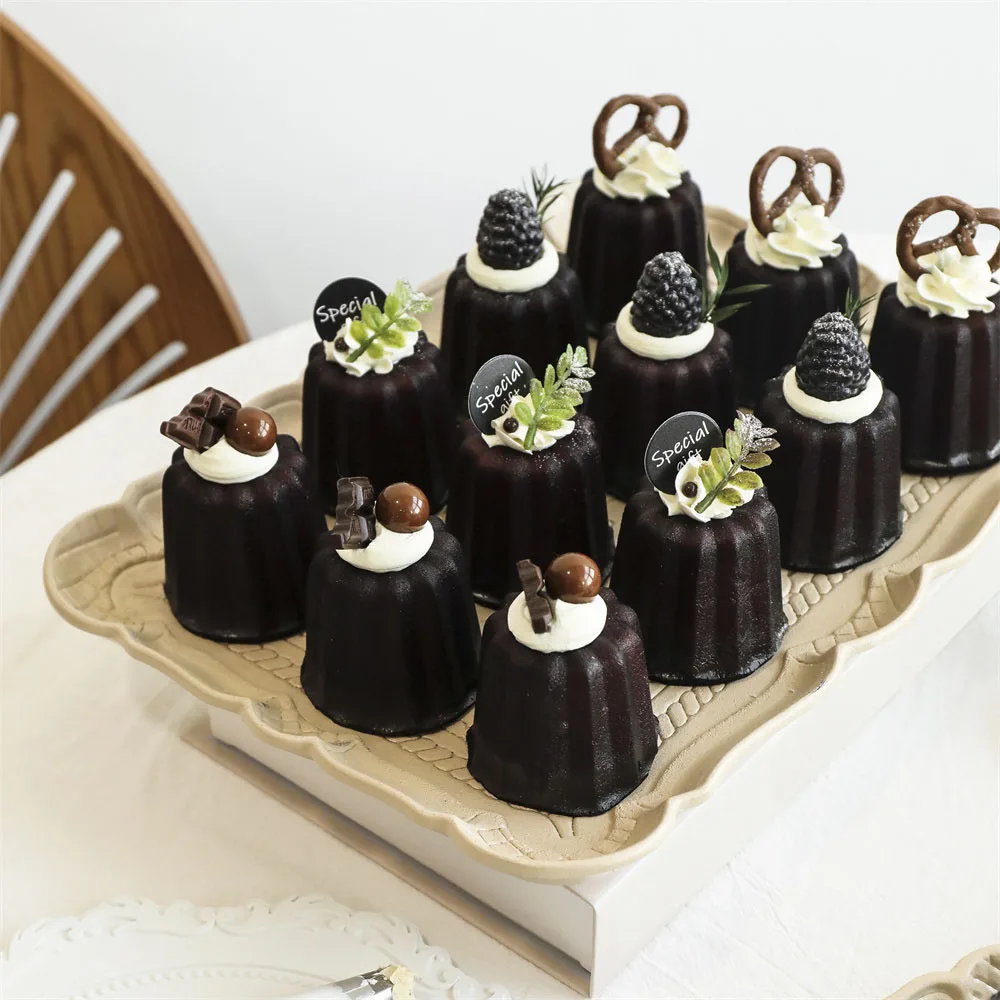 

fake dessert artificial food props Festive wedding birthday party supplies chocolate raspberry fruit simulation Cannelés cake
