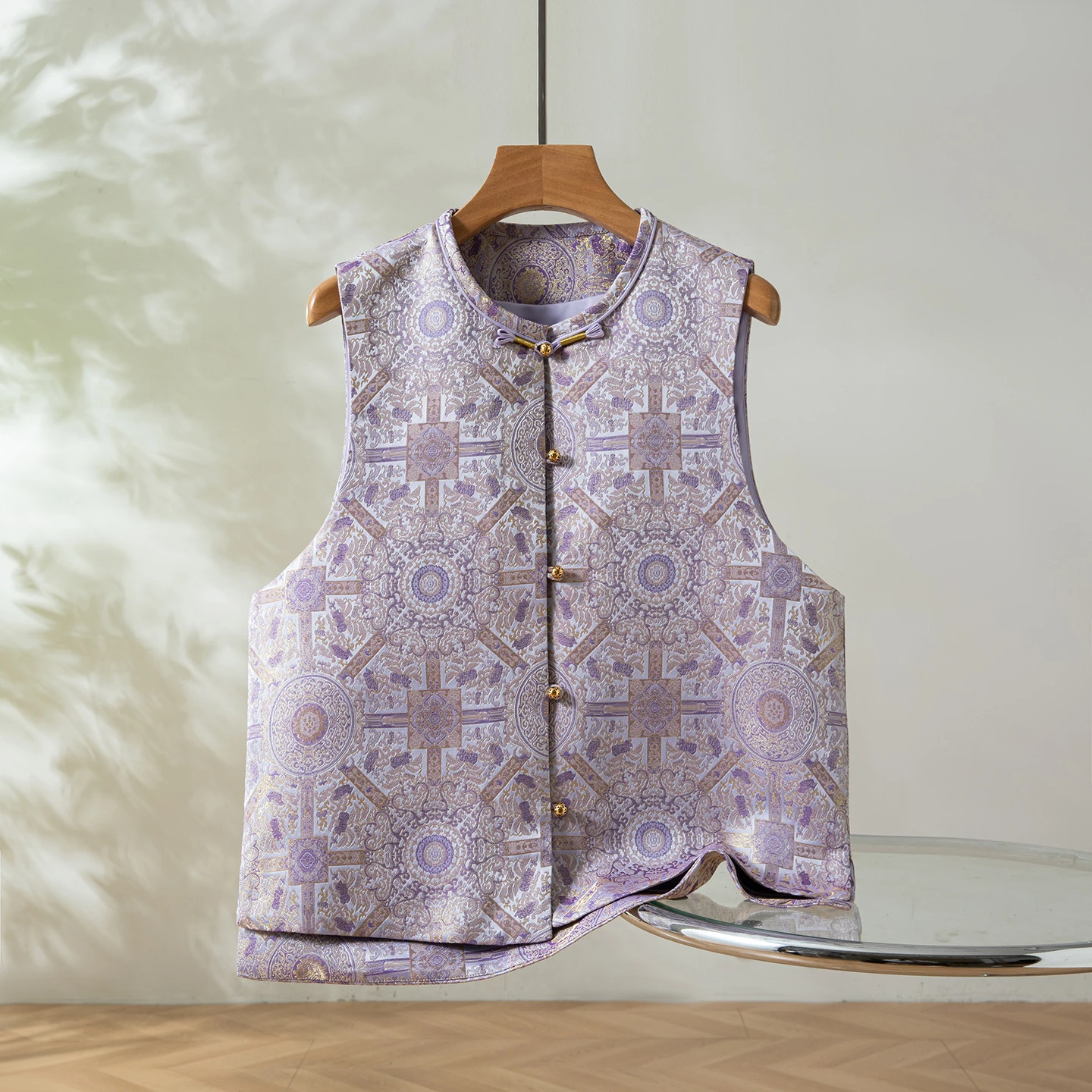 

Шелковая жилетка Silk Song Jin с круглым вырезом, женская верхняя одежда в традиционном китайском национальном стиле, светло-фиолетовая, Eight Roads