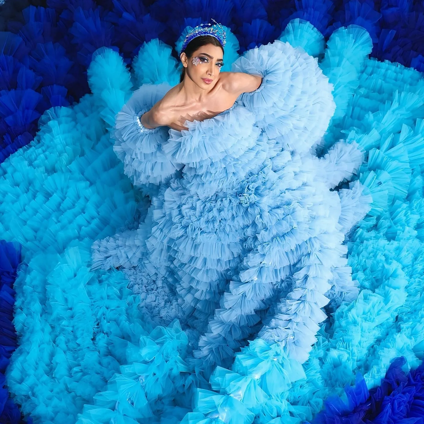 

Amazing Multi Colored Layered Tulle Formal Dresses With Oversize Puffy Sleeves Women Dress To Photoshoots Tutu Tulle Ball Gowns