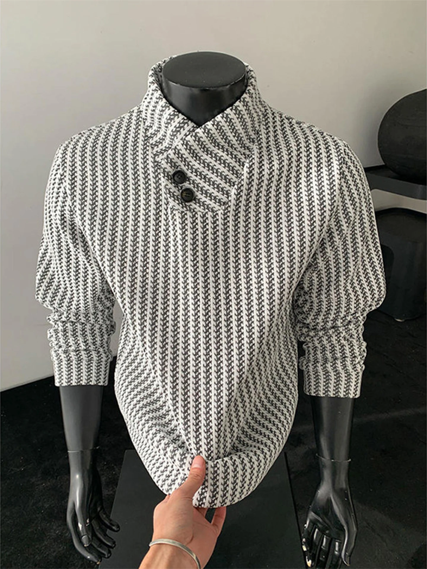 Men's Button-Up Long Sleeve Sweatshirt Spring 2026 New Heavyweight Base Layer Shirt Fishbone Pattern Cross Collar T-Shirt