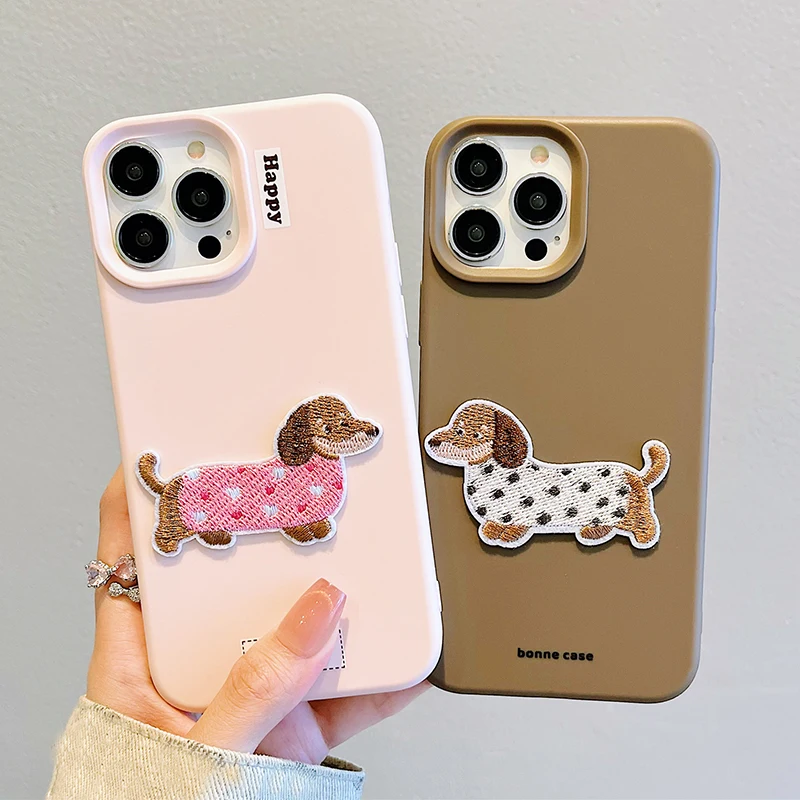 Cartoon Cute Embroidered Sausage Puppy Case For iPhone 16 Pro Max 15 13 14 12 16 Plus Lovely Dog Soft TPU Back Cover