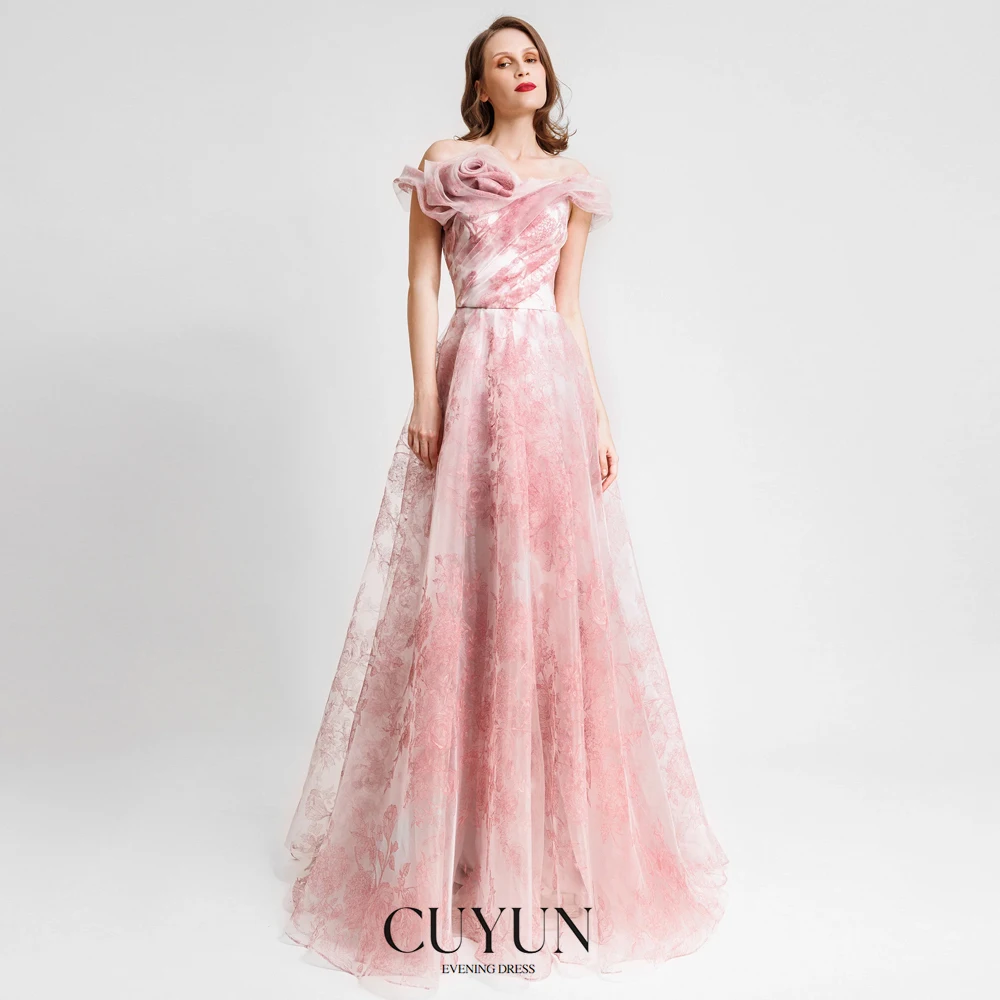 CUYUN فساتين حفلة موسيقية فاخرة منقوشة بالزهور قبالة الكتف مطوي على شكل حرف A فساتين سهرة مخصصة لعيد الميلاد فستان مناسبة رسمية #1