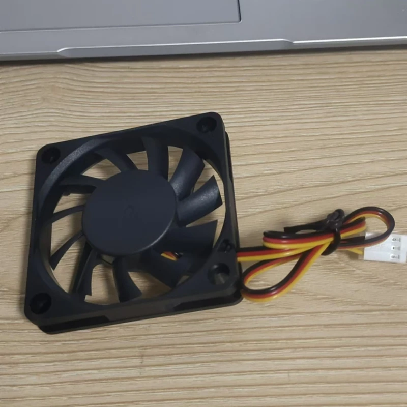 Free shipping new FD0560-A1171A DC5V 0.33A 6010 60 * 60 * 10mm three wire cooling fan