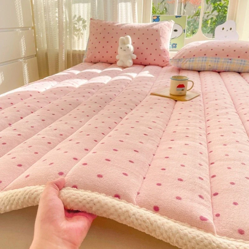 Super Soft and Comfortable Milk Mattress Protector,High-Qualit Ymilk Fleece Mattress Cover,Skin-Friendly and Breathable 겨울 매트리스