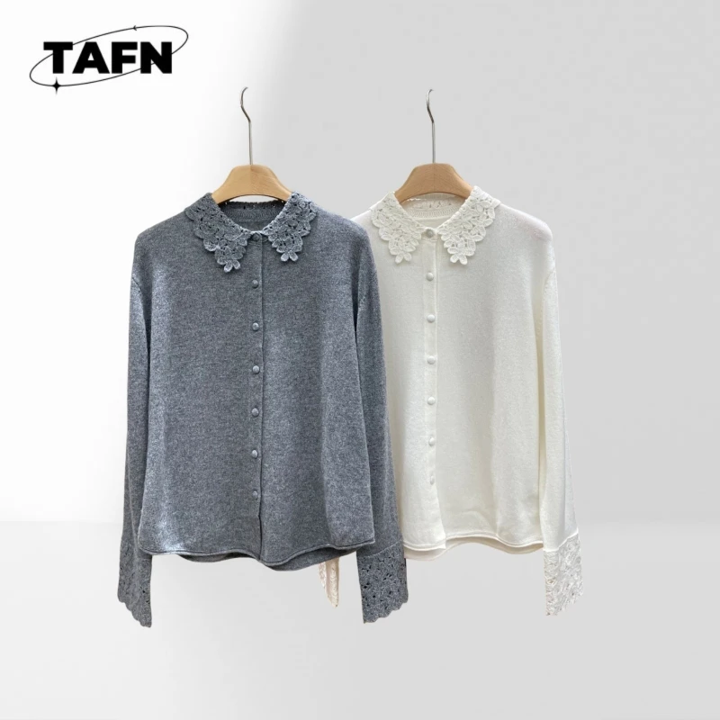 

Women's Premium Retro-Inspired Cashmere Cardigan – Stylish and Cozy for 2025 Soft and Stylish for Everyday Wear in 2025 AJ2906