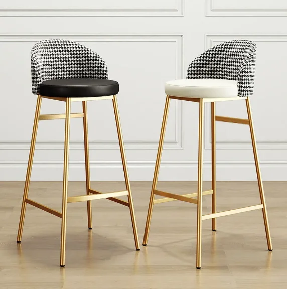 

Minimalism High Quality Solid Steel Bar Stool Cafe Metal High Chair Stools Furniture