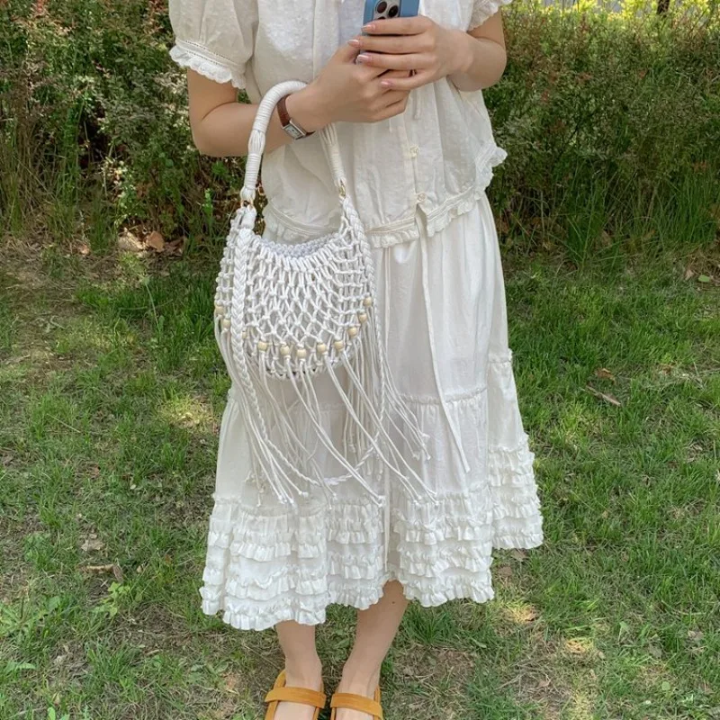 

Women's Handwoven Net Tote Bag with Tassel & Bead Detail, Casual Style for Summer Beach, Daily Use, Shopping, and Short Trips