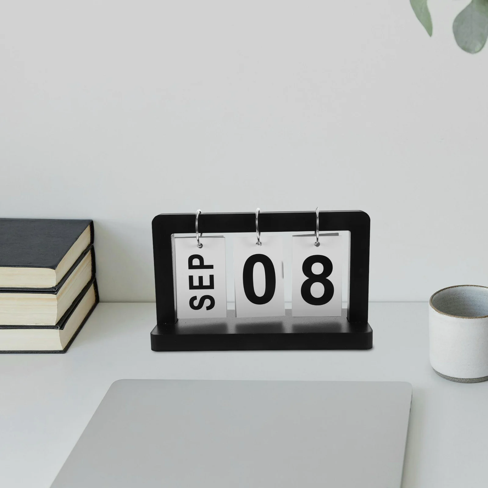 

Wooden Calendar Ornament Perpetual Flip Desk Accessories Home Bar Coffee Table Decor Farmhouse Office Elegant