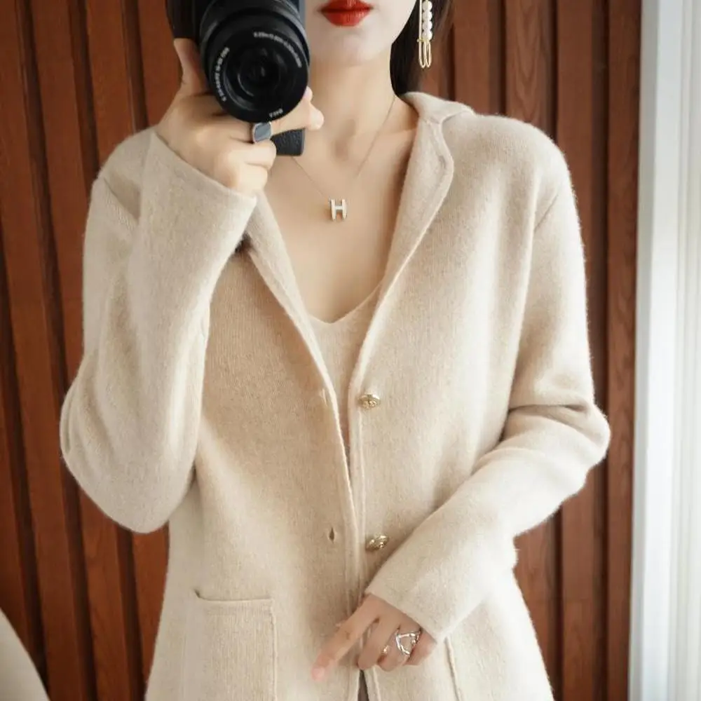 Korean Version Suit Sweater Outerwear Women\'s 2022 Autumn and Winter New Knitted Cardigan Women\'s Short Thickened Outerwear Top