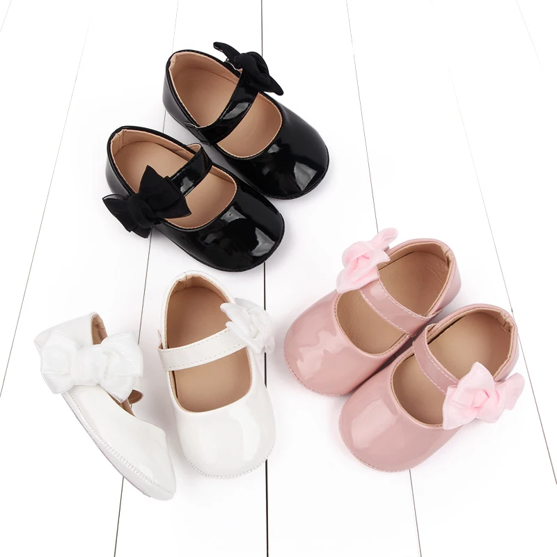 

2025 Baby Girls First Walking Indoor Outdoor Toddler Shoes With High Quality PU Leather And TPR Sole For 0-18M Baby Girls Shoes