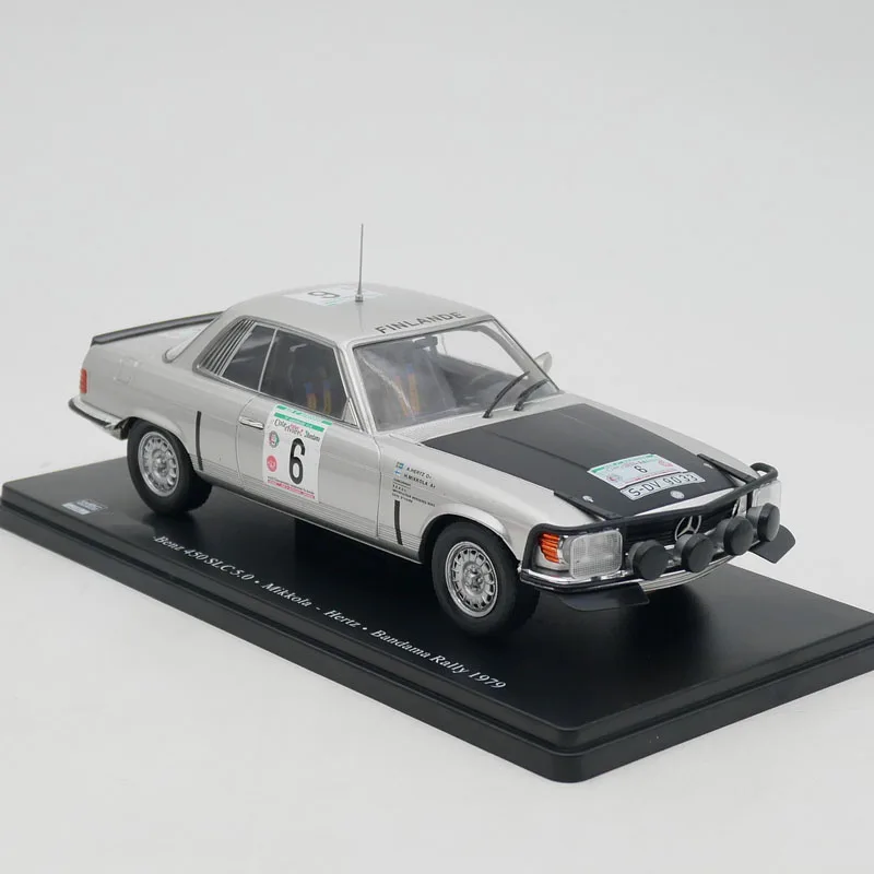 IXO 1:24 Schaal 450 SLC WRC 1979 Rally Auto Simulatie Legering Model Statische Display Collectible Gift Speelgoed Souvenir Decration