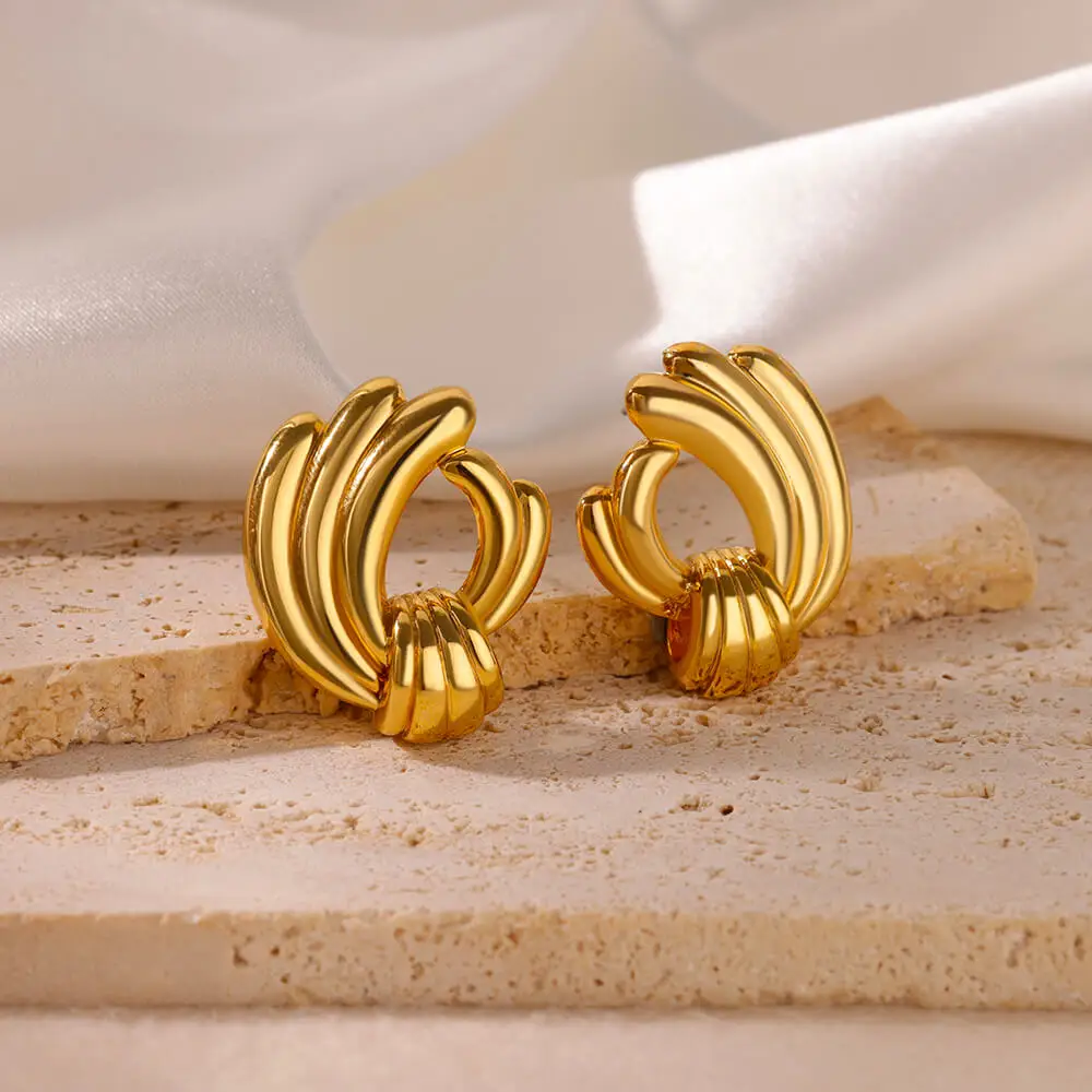 أقراط أجنحة فريدة للنساء ، فولاذ مقاوم للصدأ ، قرط ثقب معدني مضاد للحساسية ، هدية مجوهرات ذهبية ، اتجاه يومي جديد ،