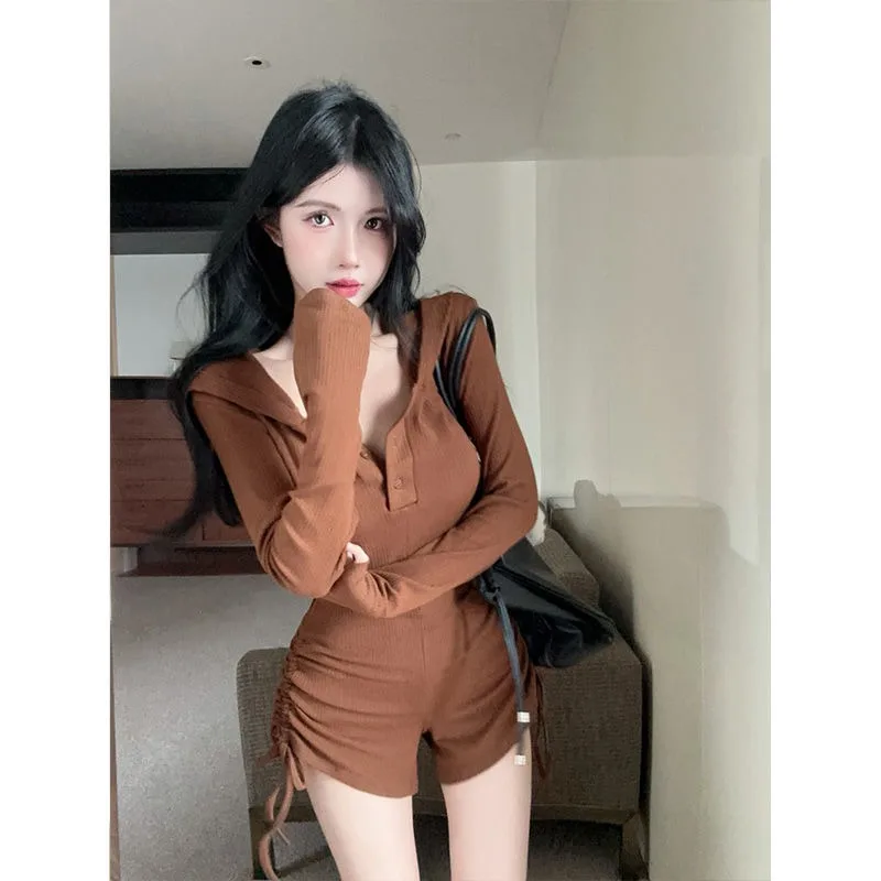 เสื้อครอปท็อปเซ็กซี่สไตล์อเมริกัน แขนยาว บอดี้สูทเซ็กซี่สำหรับผู้หญิง ดีไซน์ทันสมัย กางเกงเอวสูง ผ้าโพลีเอสเตอร์