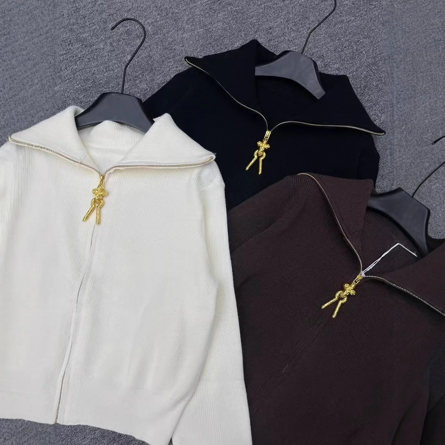 Autumn and Winter New Loose Collar Zipper Knitted Sweater Cardigan Women's Irregular Metal Buckle Versatile Sweater Jacket