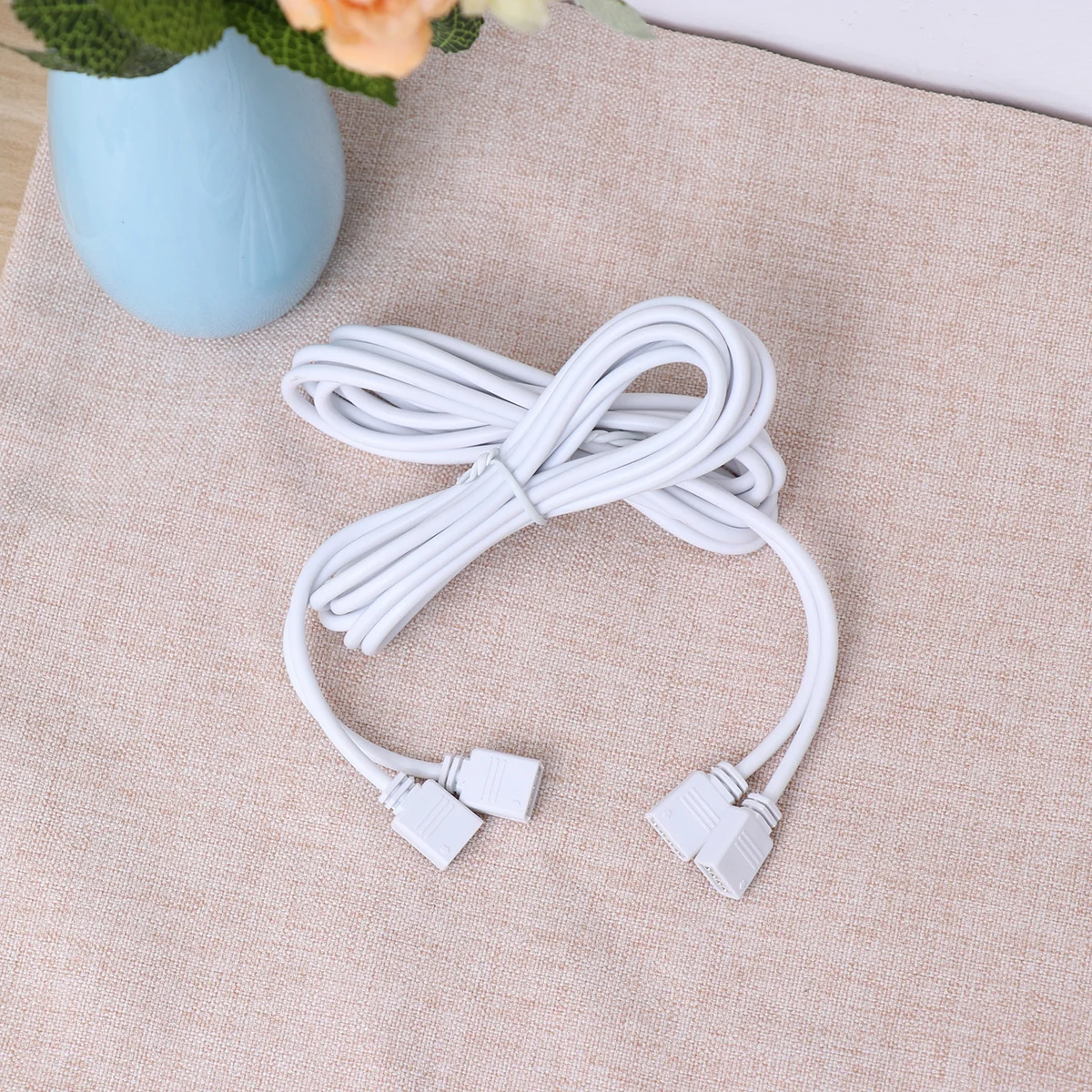 

4pcs 2M Rgb Led Cord Connector For Smd 5050 3528 Light Strip Pvc Insulated Easy Install White Light Strip Extension Cable