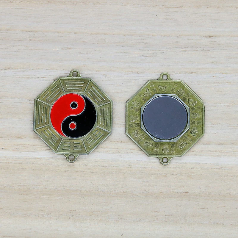 1PCS Chinese Fengshui Mirror 5cm Small Bagua Mirror Metal Retro Yinyang Crafts Ornaments Home Wall Decoration Pendant Can Hang