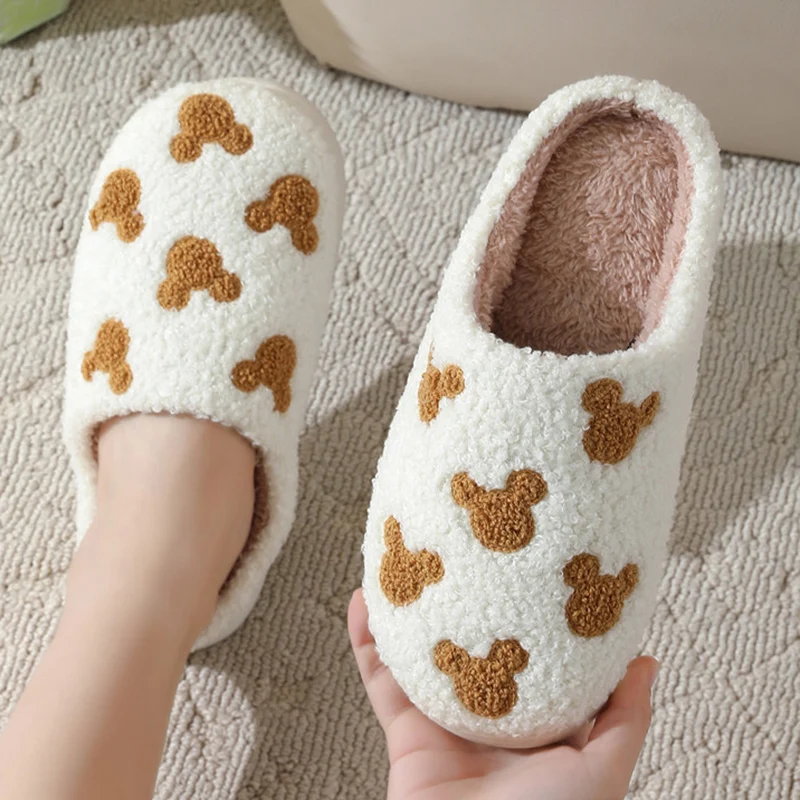 

Winter Warm Plush Indoor Slippers for Women Cute Cartoon Bear Pattern House Shoes Woman Non Slip Comfort Imitation Wool Slippers